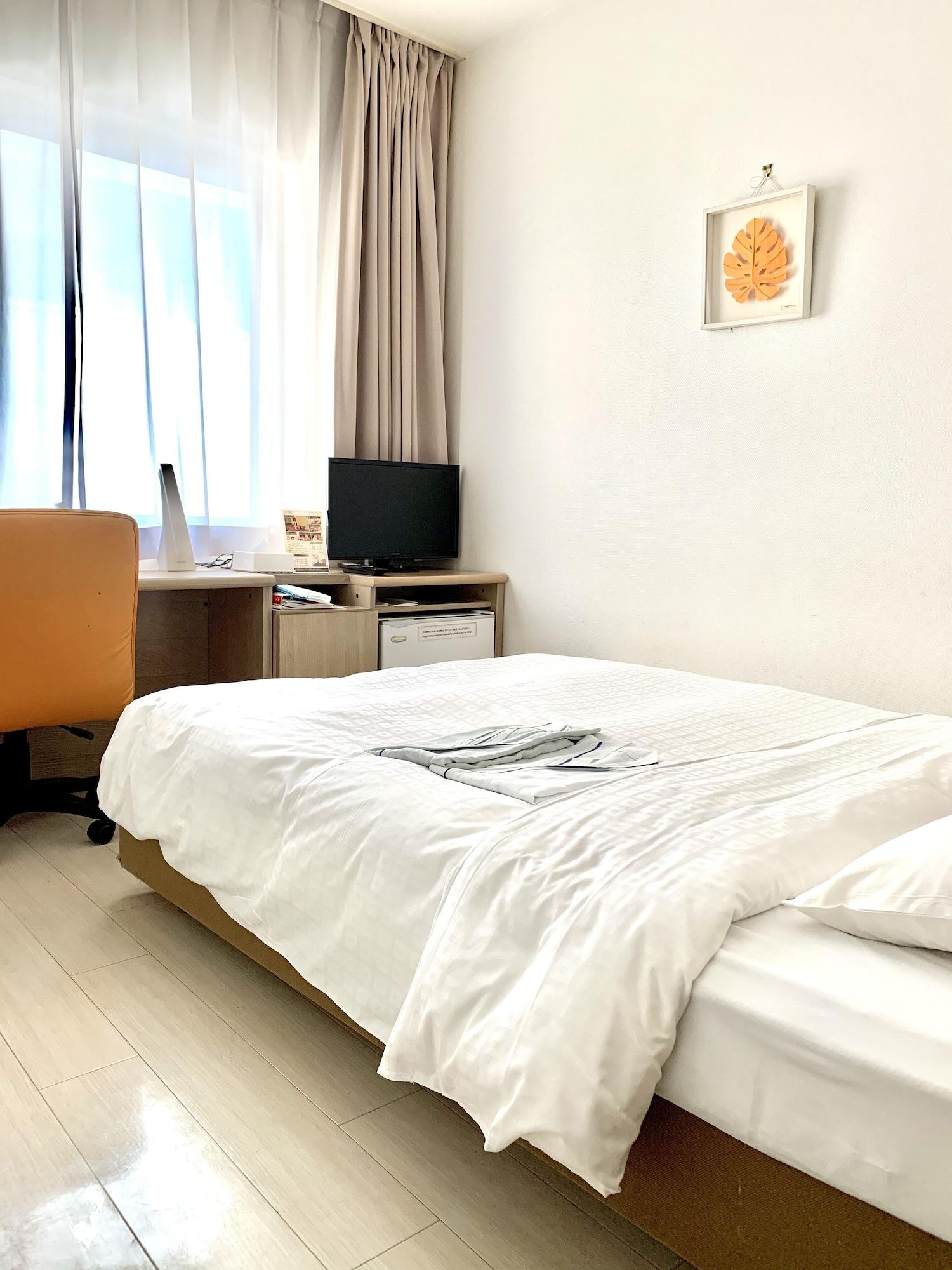 Smile Hotel Okinawa Naha Exterior foto